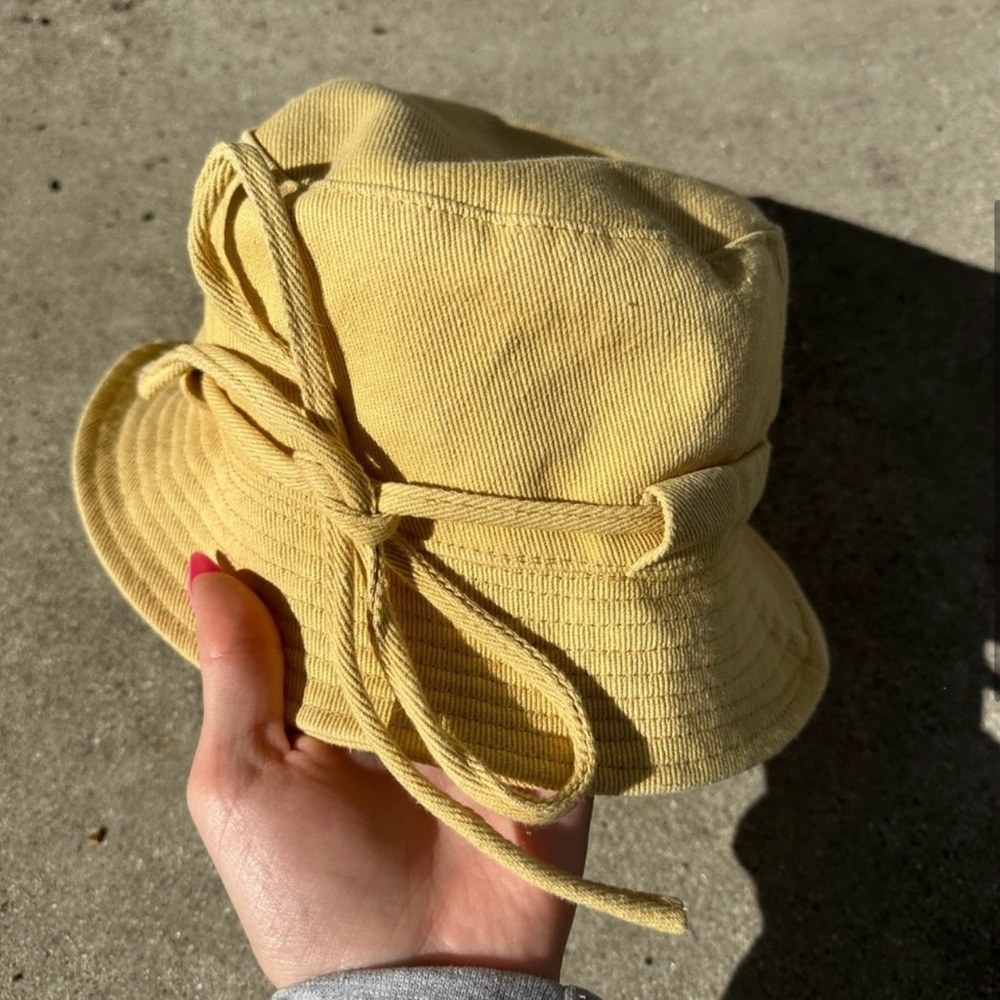 Authentic Jacquemus Bucket Hat - Picture 3 of 6
